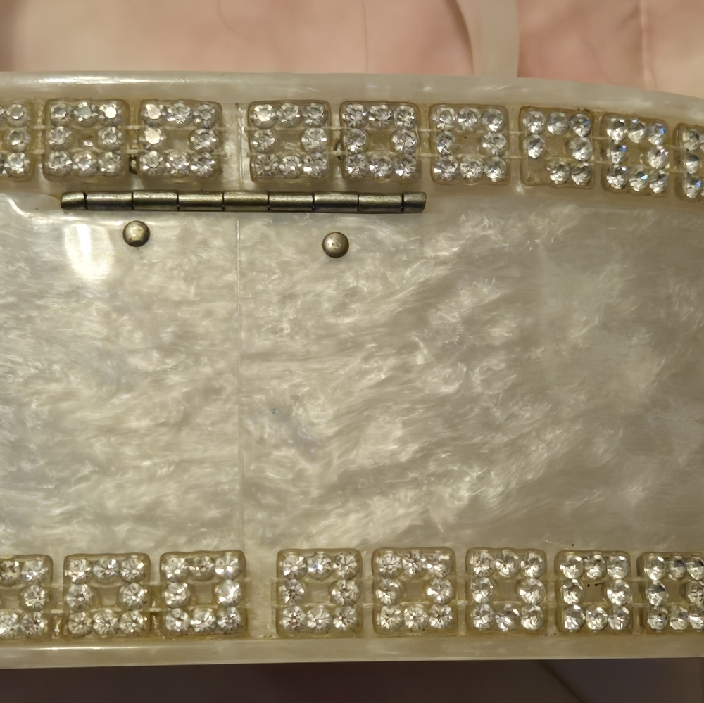 VINTAGE WILARDY LUCITE PURSE MID CENTURY,VERY RARE. - Picture 4 of 5